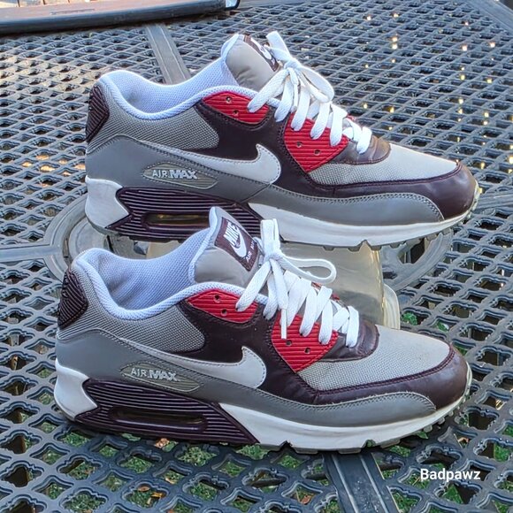 ❤️️SOLD!!!❤️ Men’s 11  Nike Air Max 90 ‘Team Red’ Running Shoes 325018-604 - Picture 2 of 8